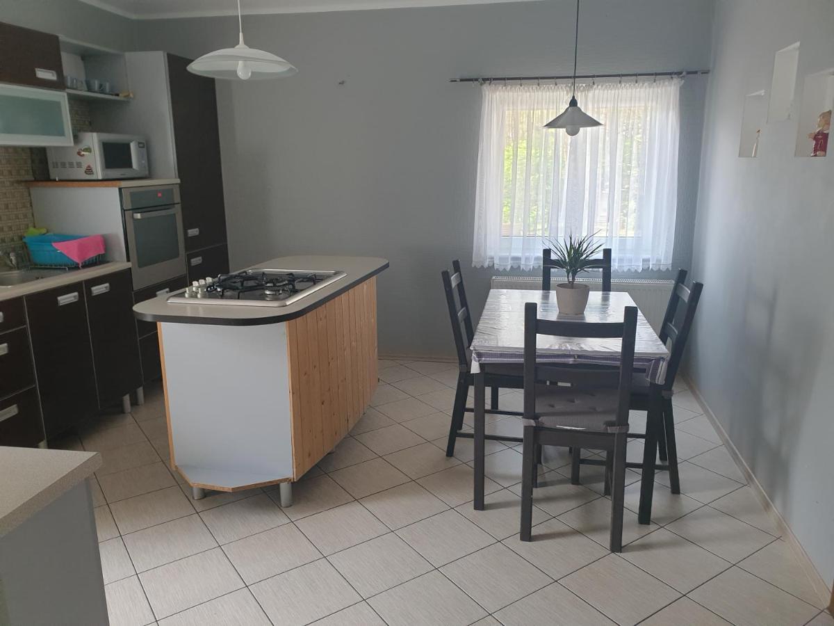 Apartament Pod Sosnami 1 Noclegi Otw Borowno Wlk Skarszewy Buitenkant foto